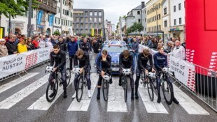 Die Teamkollegen sind erschüttert. 