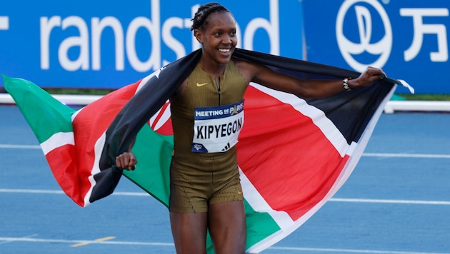 Faith Kipyegon (Bild: APA/AFP/Geoffroy VAN DER HASSELT)