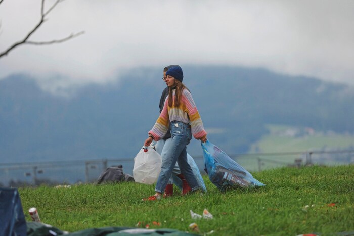 Am Sonntag begann das große Aufräumen am Campingplatz,