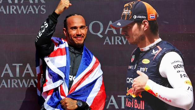 Lewis Hamilton (li.) jubelt, Max Verstappen grübelt. (Bild: GEPA)