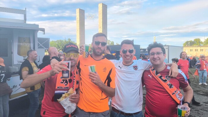 David, Gregor Manuel und Matthias trafen aus Langenlois in Berlin ein.