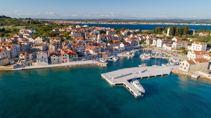 Malerische Insel Prvić