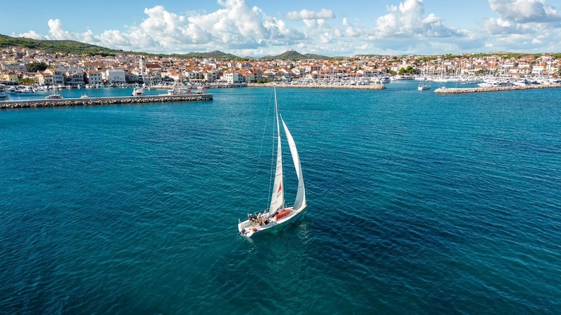 Eingang zur ACI Marina Vodice. (Bild: Petar Grgurev)