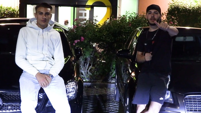 Erkan and Emre (note: name changed by the editor) in conversation with the "Krone".