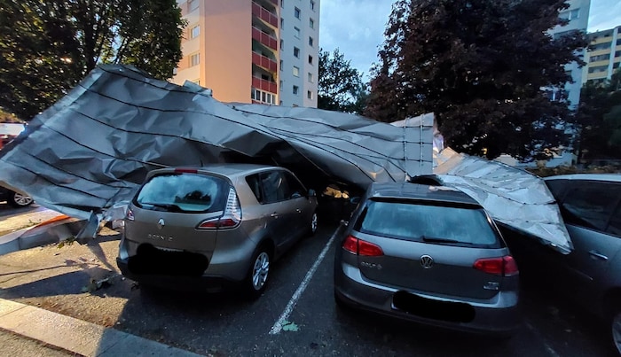 The storm covered several roofs, which landed on the streets.