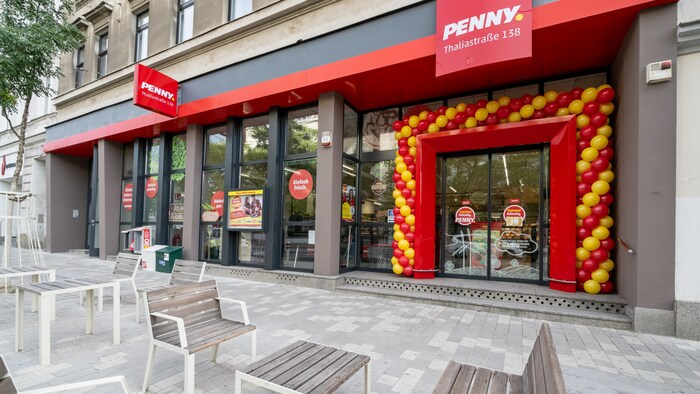 Außenansicht Penny Thaliastraße 138