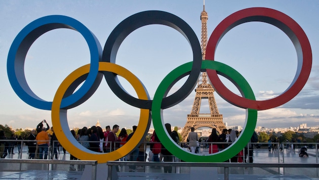Paris und das österreichische Aufgebot sind bereit für die Olympischen Spiele. (Bild: AP ( via APA) Austria Presse Agentur/ASSOCIATED PRESS)