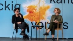 Elisabeth Schweeger, Künstlerische Geschäftsführerin der Kulturhauptstadt Bad Ischl , und Manuela Reichert, kaufmännische Geschäftsführung. (Bild: Veronika Scharinger)