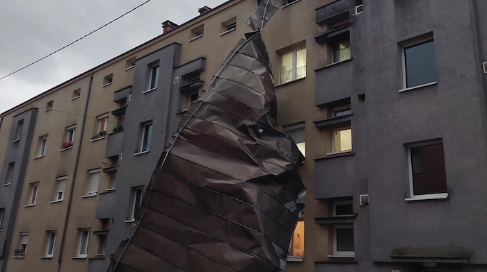 The violent storm on Saturday also covered several roofs in the central area