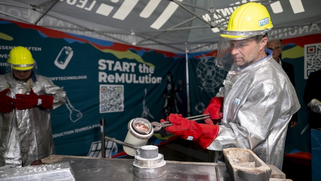 The aluminum cans are melted down at the festival and minted into coins. (Bild: Honorar)