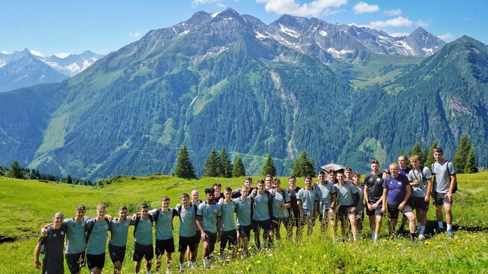 Admira und ihr Tiroler Trainer Silberberger in „seinen“ Bergen.