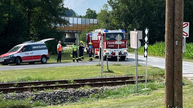 Die Feuerwehr rückte am Dienstag in Unterbuch aus. (Bild: FF Buch-Geiseldorf)