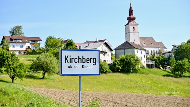 Die Tragödie war am 11. Mai im Stall eines Bauernhofes in Kirchberg ob der Donau passiert. (Bild: Dostal Harald)