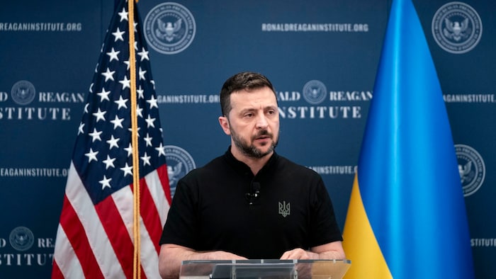 Wolodymyr Selenskyj bei einer Rede in der Ronald Reagan Presidential Foundation am 9. Juli in Washington 