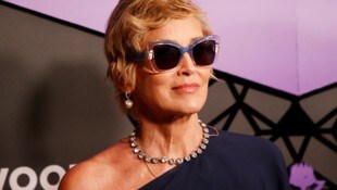 Sharon Stone sprach in einem Interview über ihren Schlaganfall und darüber, dass sie danach plötzlich 18 Millionen Dollar verloren hatte. (Bild: APA/AFP/Michael Tran)