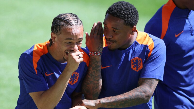 Gute Stimmung beim Abschlusstraining der Niederländer. (Bild: AFP/APA/Ronny HARTMANN)