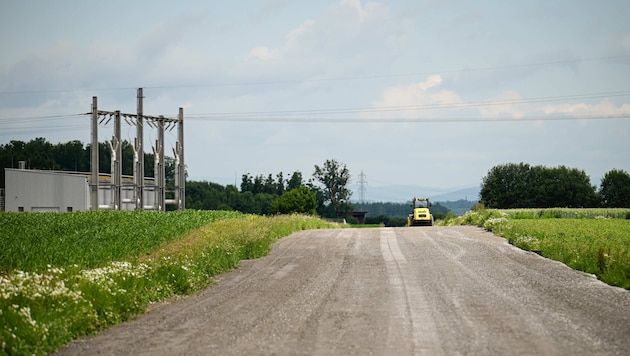 Google sitesinin kenarındaki trafo merkezi, teknoloji devi adına Netz OÖ tarafından inşa edildi. (Bild: Wenzel Markus)