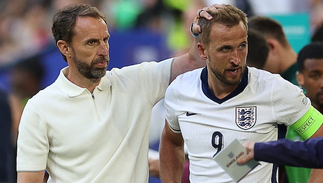 Harry Kane (r.) plays against the Netherlands in Dortmund today. (Bild: AFP/APA/Adrian DENNIS)