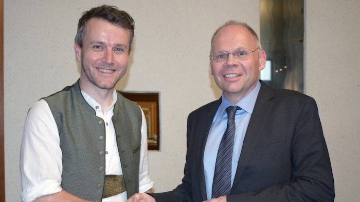 District governor Nico Groger praised Franz Josef Lemmerer on Wednesday evening at