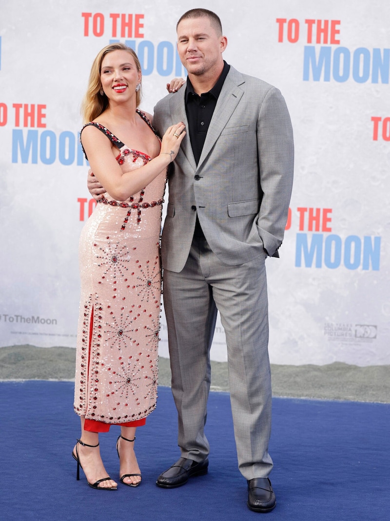 Johansson und Tatum bei der Berlin-Premiere ihres Films „To the Moon“ (Bild: www.viennareport.at)