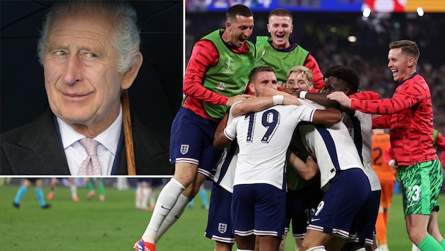 King Charles III congratulated England on reaching the European Championship final - and made a humorous request to the team. (Bild: APA/AFP/Adrian DENNIS, APA/Pool AP/Matthias Schrader)