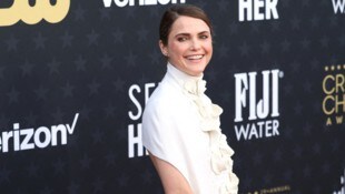 Keri Russell packt über ihre Zeit beim „Mickey Mouse Club“ aus und verriet, dass diese ein jähes ...