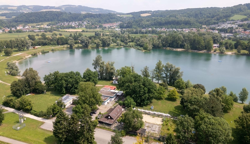 Many people know the "Pamuki", the popular mini-golf course on the west side of Pleschinger See, from the past. Not much is left of it. (Bild: Einöder Horst)