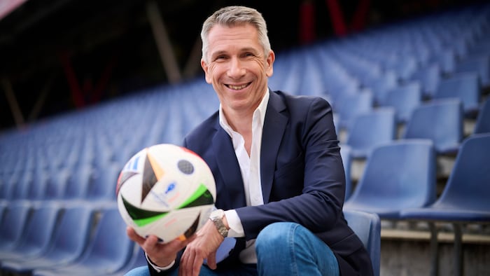 ServusTV-Sportchef Christian Nehiba (li.) kann sich freuen – die EURO-Übertragungen mit Experten ...