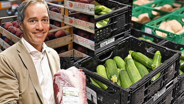 Owner and Managing Director Manfred Kröswang in the central fresh produce warehouse. It's two degrees plus here. (Bild: Krone KREATIV/Markus Wenzel (3))