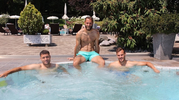 Marco Gantschnig, Daniel Maderner und Lukas Graf entspannten im Thermenresort Loipersdorf.
