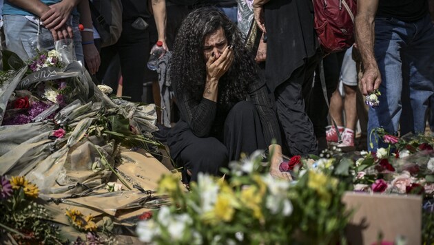 101 people lost their lives in Kibbutz Beeri. (Bild: AFP/Aris MESSINIS)