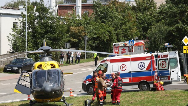 At least 17 miners were injured in a mining accident in Poland. (Bild: AP/Katarzyna Zaremba-Majcher)