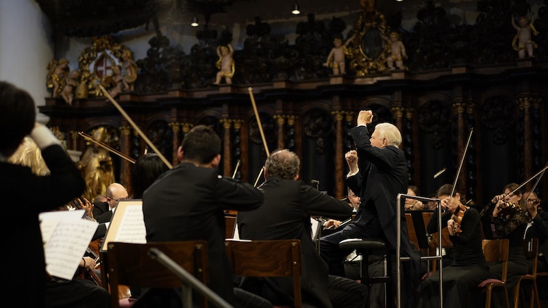 Die Bamberger Symphoniker in der Stiftskirche mit Blomstedt (Bild: Winkler Reinhard/reinhard winkler)