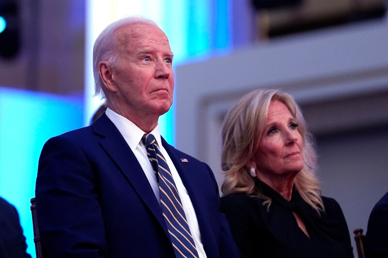 Ehefrau Jill Biden gilt als eine der engsten Beraterinnen des Präsidenten. (Bild: Evan Vucci)