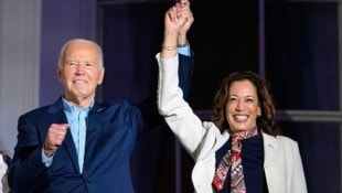 Foto aus besseren Tagen: Joe Biden stellt seine Vizekandidatin Kamala Harris vor. (Bild: AFP/AFP or licensors)