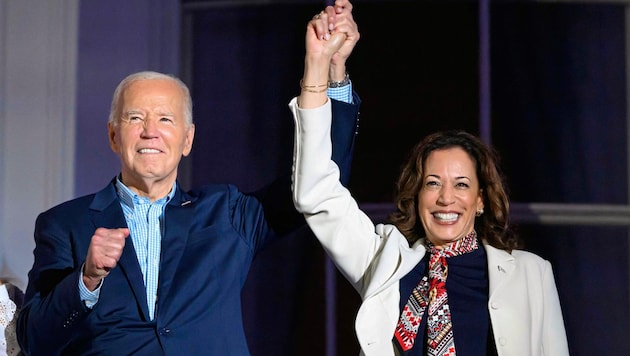 Foto aus besseren Tagen: Joe Biden stellt seine Vizekandidatin Kamala Harris vor. (Bild: AFP/AFP or licensors)