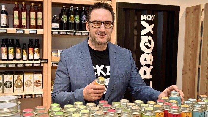 In seiner Ackerbox in Unternberg setzt Johann Lüftenegger auf Regionalität: Ein Rechtsstreit ...