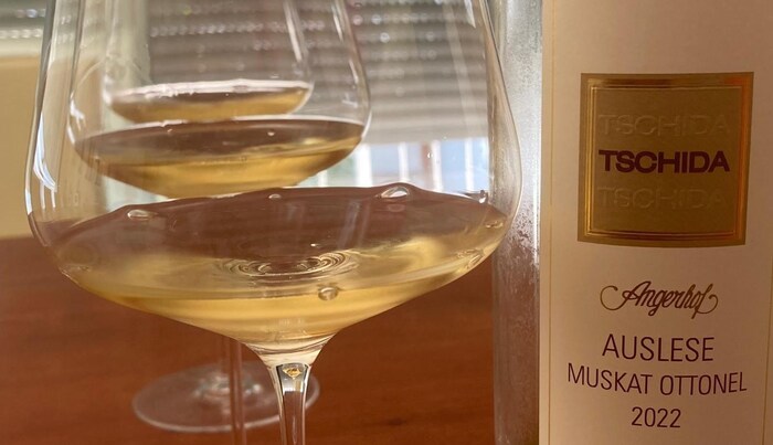 This fine wine was also awarded a gold medal.