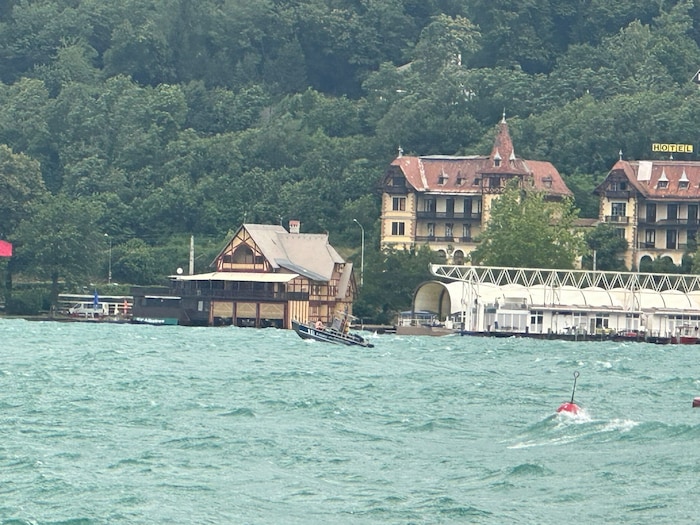 Unruhiger Seegang am Wörthersee