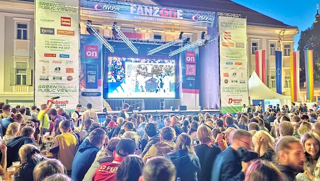 The public viewing event at Neuer Platz was permanently sold out. (Bild: Tragner Christian/Christian Tragner)