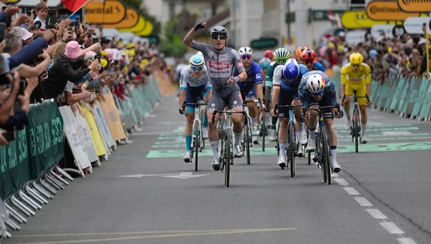 Die Tour de France ist im Terminkonflikt mit Olympia 2028.   (Bild: AP)