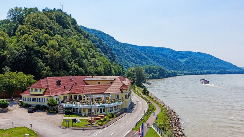 Hotel Residenz Wachau in Aggsbach-Dorf direkt an der Donau (Bild: Hotel Residenz Wachau )