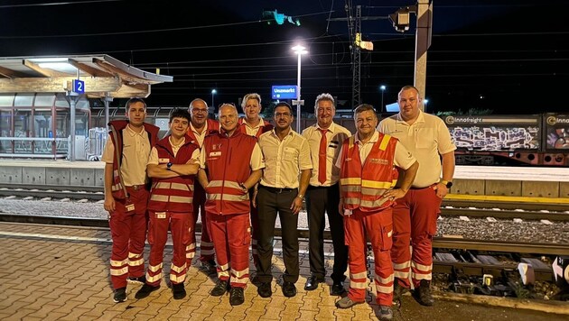 The team from Judenburg worked into the night (Bild: Rotes Kreuz)