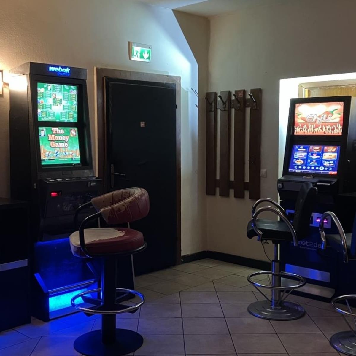 Schema di funzionamento di una piattaforma di betting online con interfaccia utente