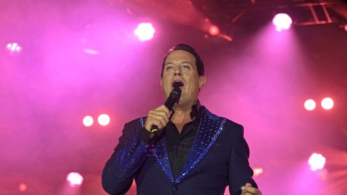 Verbreitete im wahrsten Sinne des Wortes Glanz & Glamour: Top-Entertainer Gregor Glanz