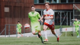 Konstantin Gertig (li.) war in der Bullen-Akademie und will in den Profibereich.