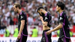 Verlässt Noussair Mazraoui (m.) die Bayern? (Bild: AFP/APA/THOMAS KIENZLE)