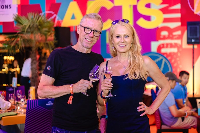Peter Stöger mit Herzdame Ulrike Kriegler.