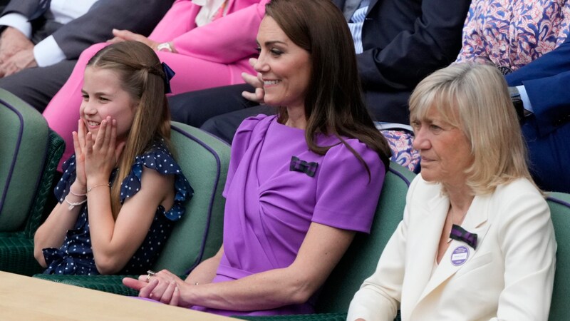 Charlotte und Kate feierten beim Finale von Wimbledon mit. (Bild: APA/AP Photo/Mosa‘ab Elshamy)