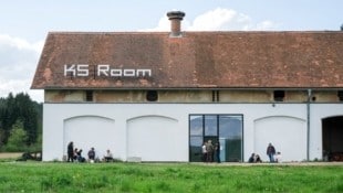 Der KS Room in Riegersburg zeigt Arbeiten von Sophia Gatzkan und Julie Hayward (Bild: Kilian Flitsch)